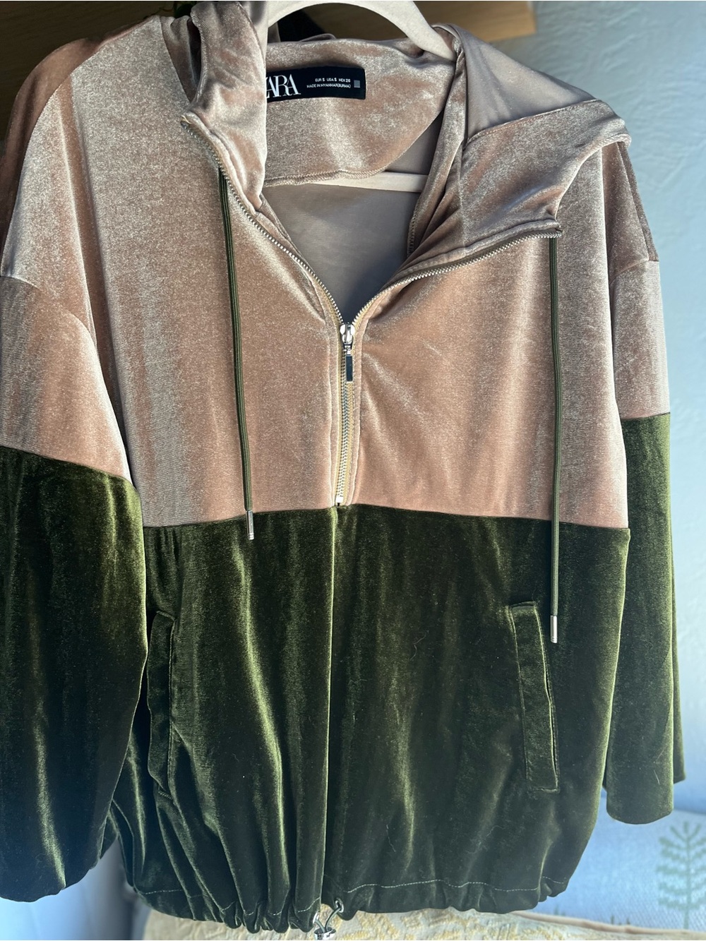 Zara  Two-Tone Velvet Bomber Jacket in Olive Green and Beige